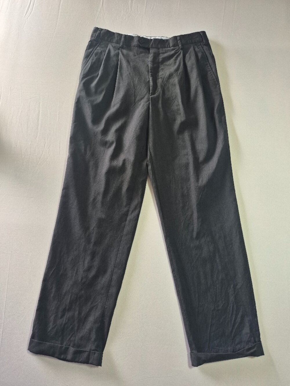 Kirkland Signature Men's 100% Wool Pleated Dress Pants 36x32 Black Made in Italy